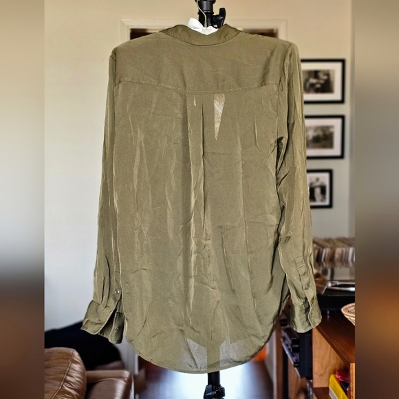 Quince Washable Stretch Silk Blouse - Picture 5 of 8